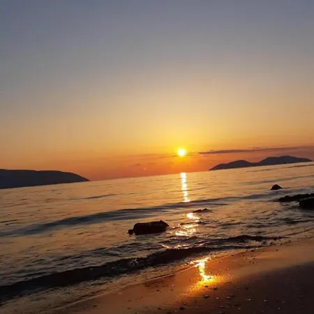Front Terrace * Vlore