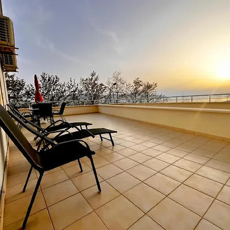 Front Terrace Vlorë